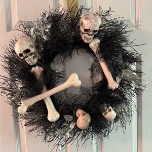 21 inch Halloween Skull and Bones Door Wreath